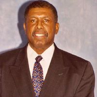 George Henderson Photo 31