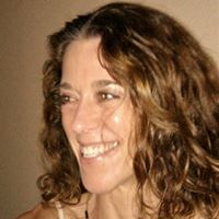 Stefanie Kirk Photo 16