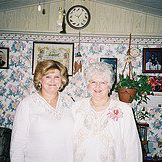 Betty Roach Photo 3