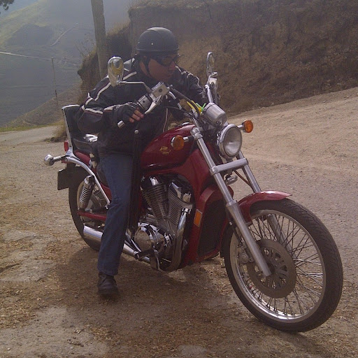 Julio Rivas Photo 32