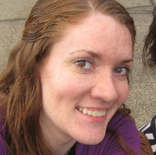 Amy Lyon Photo 29