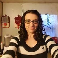 Christina Leach Photo 19