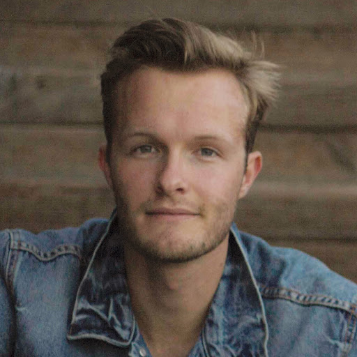 Dylan Reynolds Photo 10