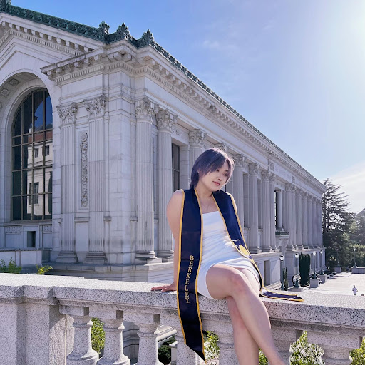Annie Cho Photo 23