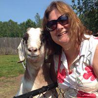Debbie Komis Photo 1