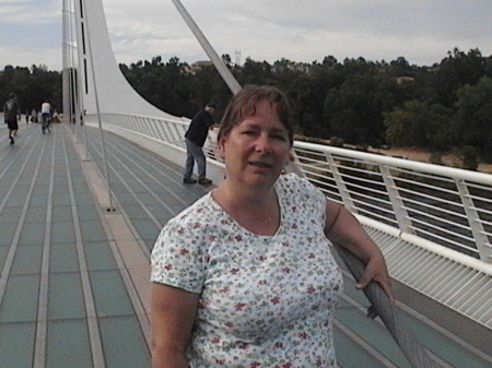 Linda Gill Photo 35