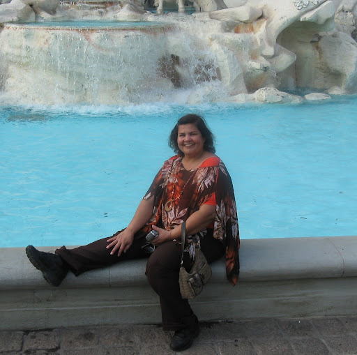 Yolanda Morales Photo 32