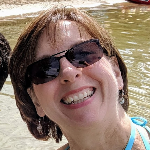 Liz Ludwig Photo 17
