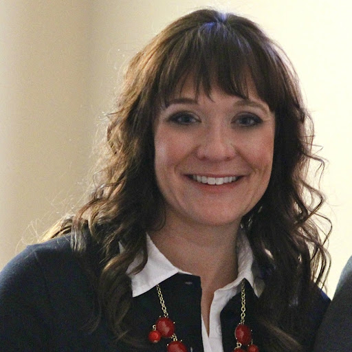 Ellen Lewis Photo 29