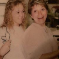 Jessica Larson Photo 10