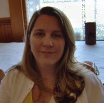 Amy Hanson Photo 25