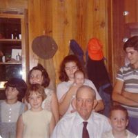 Elizabeth Hallman Photo 3