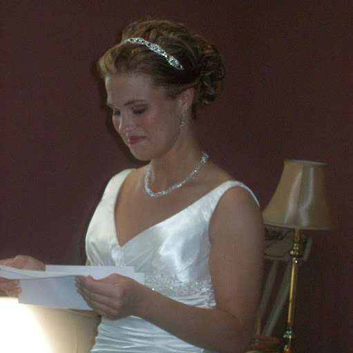 Christina Haynes Photo 33