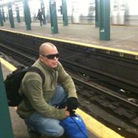 Luis Velez Photo 50