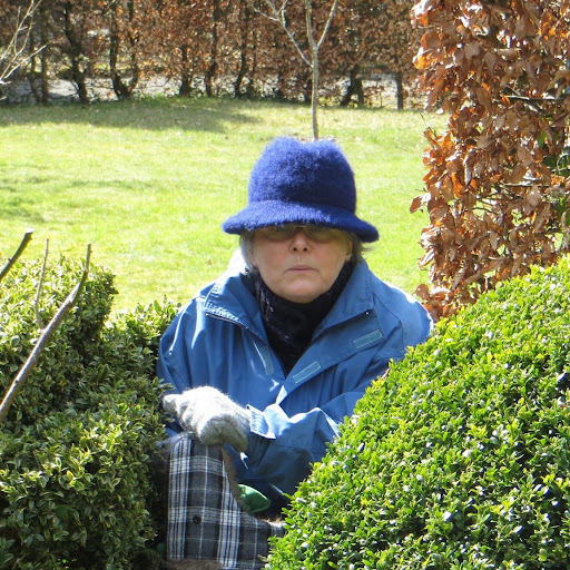 Frances Hunt Photo 10