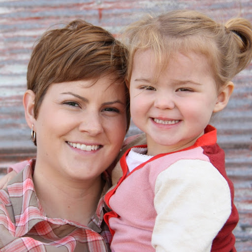 Elizabeth Ashby Photo 35