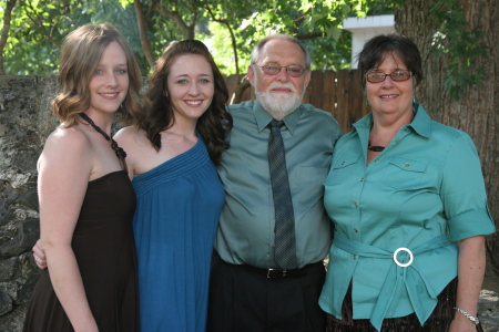Debbie Wyatt Photo 26