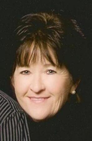 Jenny Davis Photo 14