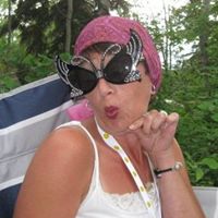 Michele Cartwright Photo 10