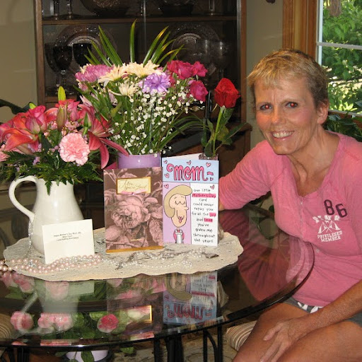Linda Foster Photo 6