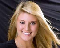 Brooke Reynolds Photo 28