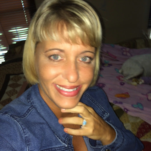 Elizabeth Ingram Photo 38