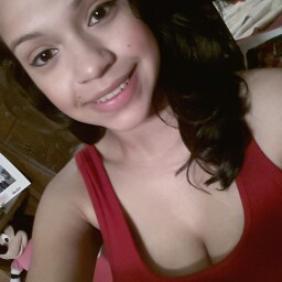 Christina Aguero Photo 2