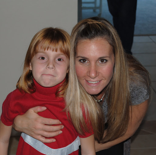Michelle Delong Photo 19