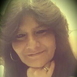 Delia Martinez Photo 31