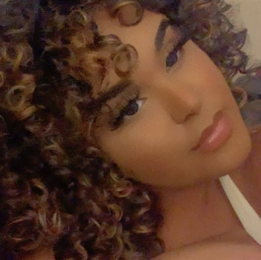 Kimberly Marrero Photo 32