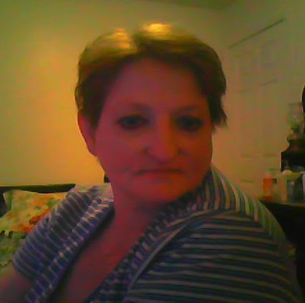 Ellen Mitchell Photo 38