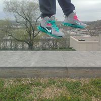 Shaun Alexander Photo 6
