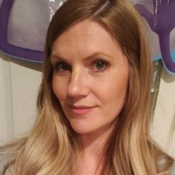 Nicole Meyer Photo 32