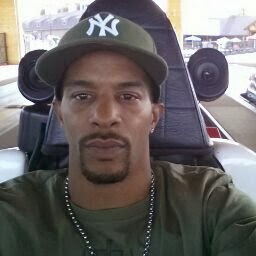 Derrick Brown Photo 27