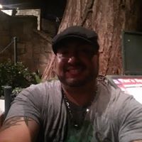 Robert Rios Photo 35