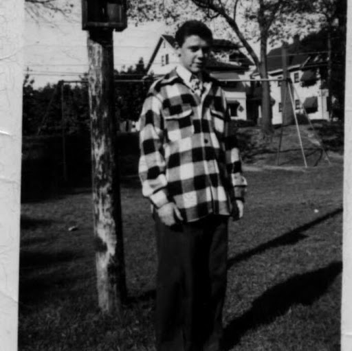 Donald Hill Photo 15