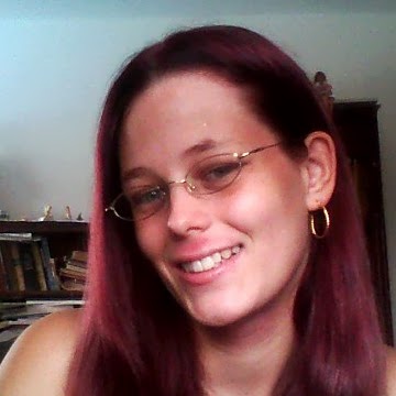 Gabrielle Hoffman Photo 16