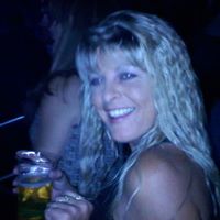 Jennifer Melvin Photo 40