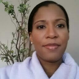 Monica Ellis Photo 9