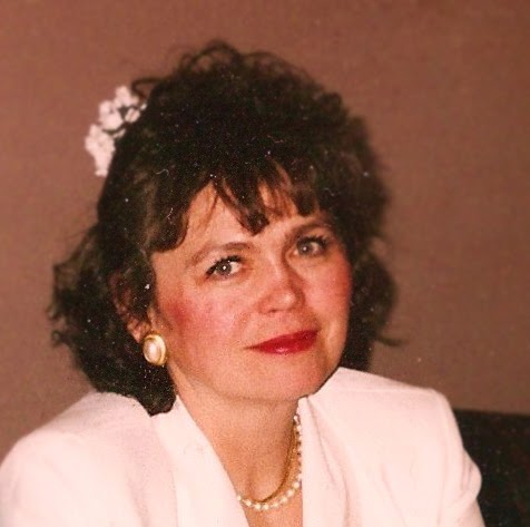 Elizabeth Harasimowicz Photo 1