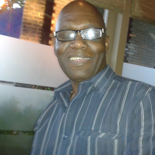 Carl Valentine Photo 36