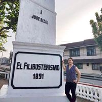 Christine Angulo Photo 7