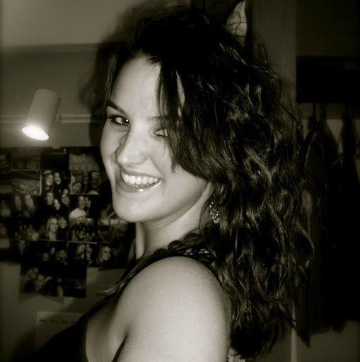 Samantha Pickett Photo 30