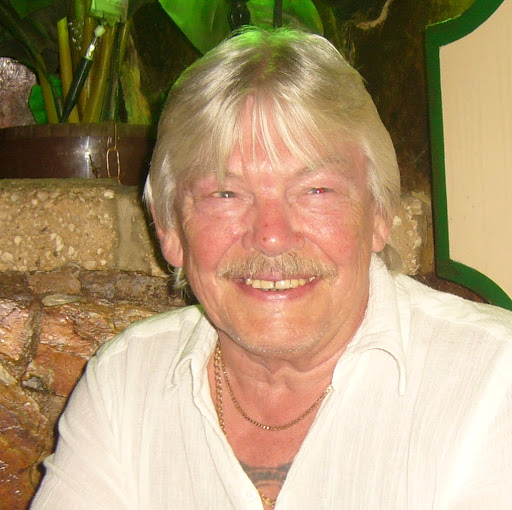 Gordon Stevenson Photo 28