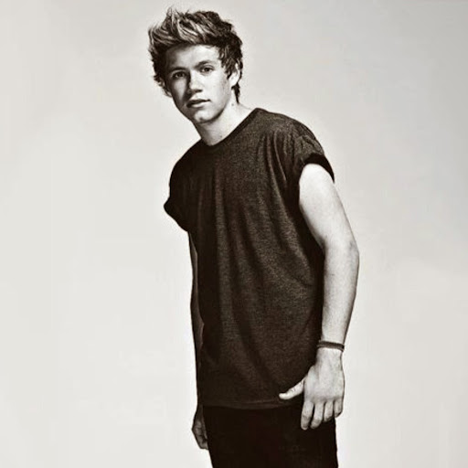 Stephanie Horan Photo 37