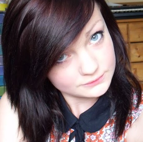 Holly Rolfe Photo 4