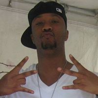 Derek Henderson Photo 34