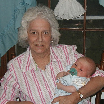 Carol Perkins Photo 39