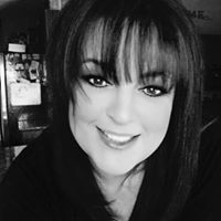 Michelle Warren Photo 36