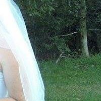 Elizabeth Newman Photo 48